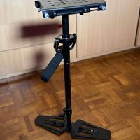 Stabilizzatore Flycam HD-3000 (o equivalente) – US