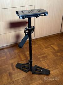 Stabilizzatore Flycam HD-3000 (o equivalente) – US