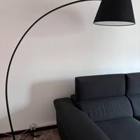 Lampada da terra ad arco di design