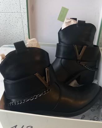 Stivaletti neri Gavì