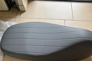 Sella originale Piaggio Vespa GTS 300 + maniglione