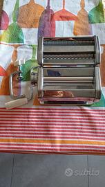 macchina per pasta della Atlas 150