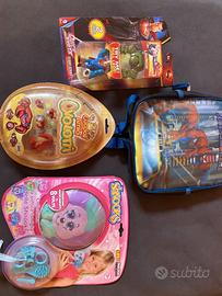 Gioco NUOVO Superman zainetto spiderman e peluche