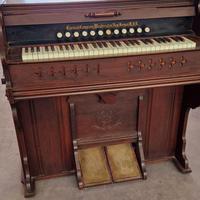 Antico Harmonium Cornish Company, Washington (USA)