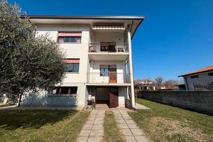 APPARTAMENTO CON GIARDINO ZONA CENTRALE