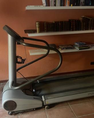 Technogym  tapis roulant Spazio forma