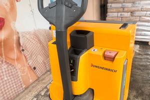 Transpallet doppia alzata