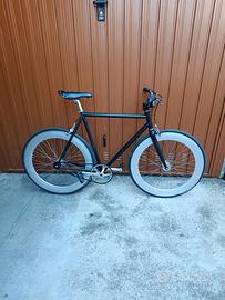 Bici scatto fisso