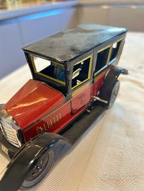 Giocattolo in latta vintage