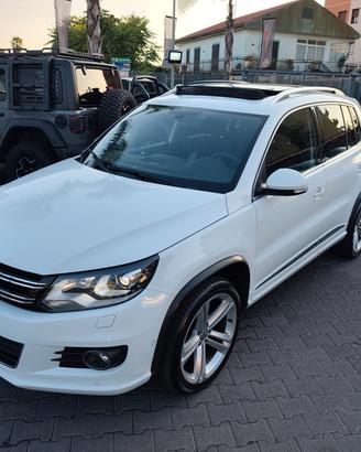 Volkswagen Tiguan 2.0 TDI 177 CV 4MOTION DSG R-Lin