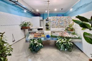 Attività / Licenza di 140 m² con 3 locali a Calci