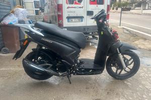 Vari ricambi Kymco People S