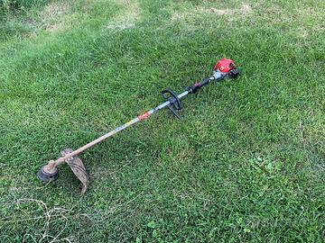 Decespugliatore 26cc pari a nuovo