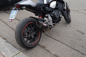 Cb1000r