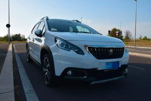 Peugeot 2008 Allure 1.6. 120 cv Diesel