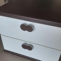 Comodino, materasso, 2 mensole - PREZZO TRATTABILE