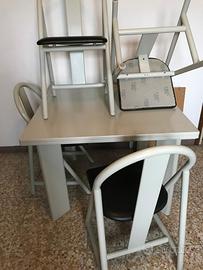 Tavolo a libro 120x120 con 4 sedie
