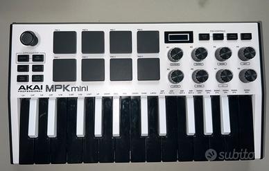 Tastiera AKAI MPK mini MK3