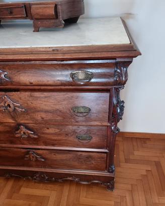 cassettone in legno 