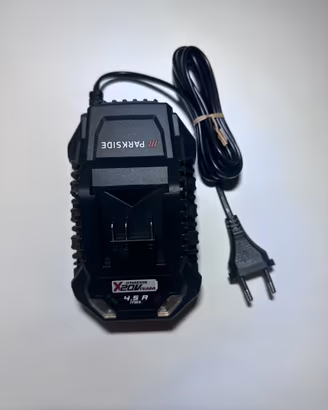 Caricabatterie Parkside 20v 4,5Ah nuova
