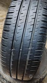 Gomme 215/65/16