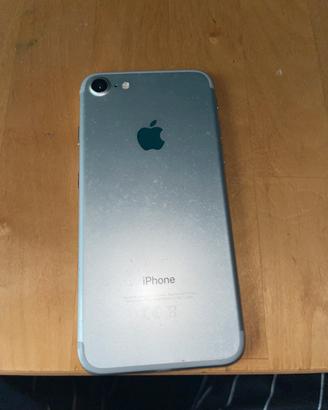 Iphone 7 senza toch id ma con schermo nuovo