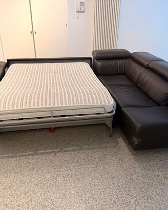 Solo angolare 250 € Set di divani in vera pelle