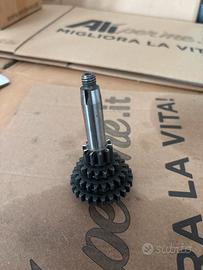 Quadruplo cambio ape 50