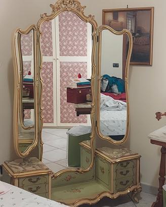 toilette stile veneziano 