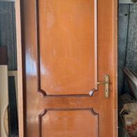 Porta in legno pregiato per interni/esterni