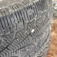 Gomme+cerchi 215/70/15