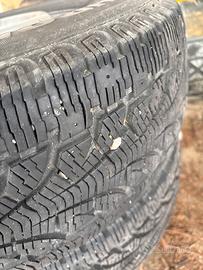 Gomme+cerchi 215/70/15