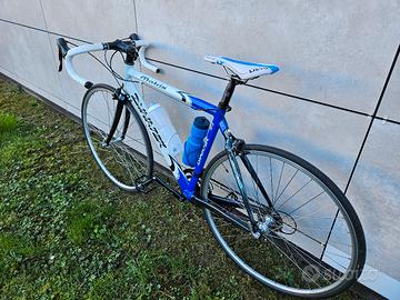 Bici da corsa Dynatek in alluminio e carbonio 