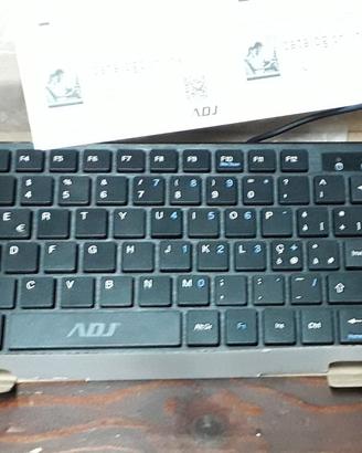 tastiera ADJ compact