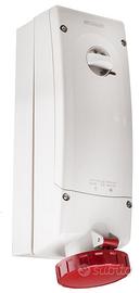 Presa Industriale Scame 561.6386 4 Poli 63A