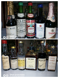 Mignon di liquore vintage da collezione