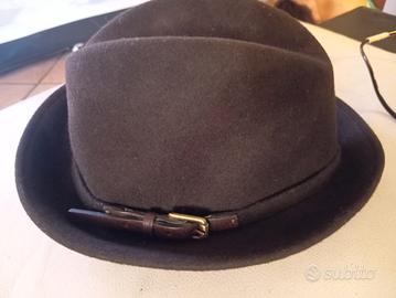 2 cappelli da donna