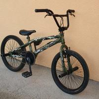 Bicicletta BMX