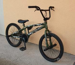 Bicicletta BMX