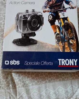 Action camera 