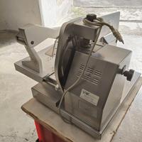 Affettatrice professionale Macchi lama da cm 33