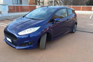 Ford fiesta 2017 1.5 tdci ST-line OK NEOPATENTATI