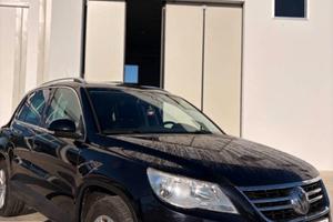 Volkswagen Tiguan 2.0 TDI DPF 4MOTION DSG Sport & 