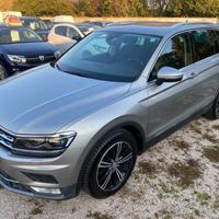 VOLKSWAGEN - Tiguan - 2.0 TDI DSG Executive BMT -