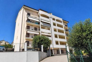 5 LOCALI A CHIETI