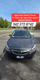 Opel Astra Sports Tourer
1.7 cdti 110cv NEOPATENTA