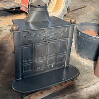 Stufa a legna in ghisa