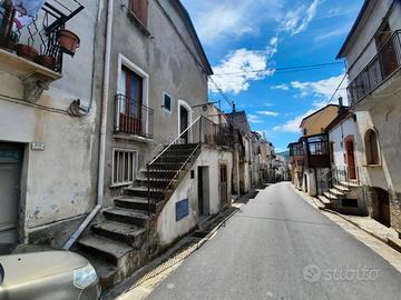 Bilocale corso Umberto I 95, Cirigliano (MT)