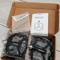 Pedali flat per bicicletta NUOVI 