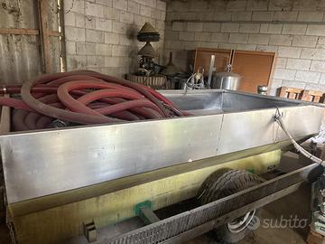 Carro per vendemmia con coclea